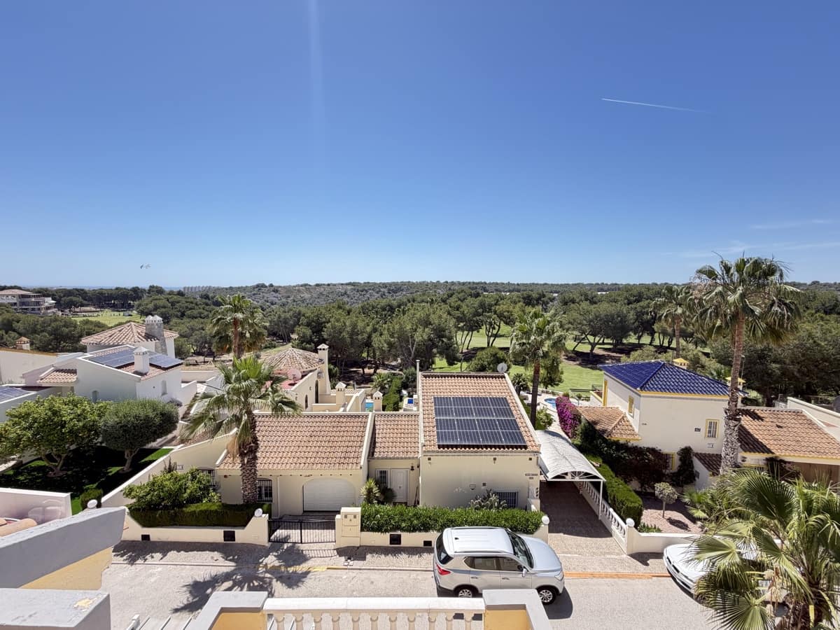 4 bedroom Villa for sale in Las Ramblas Golf with pool - € 349,995 (Ref: 9845058)