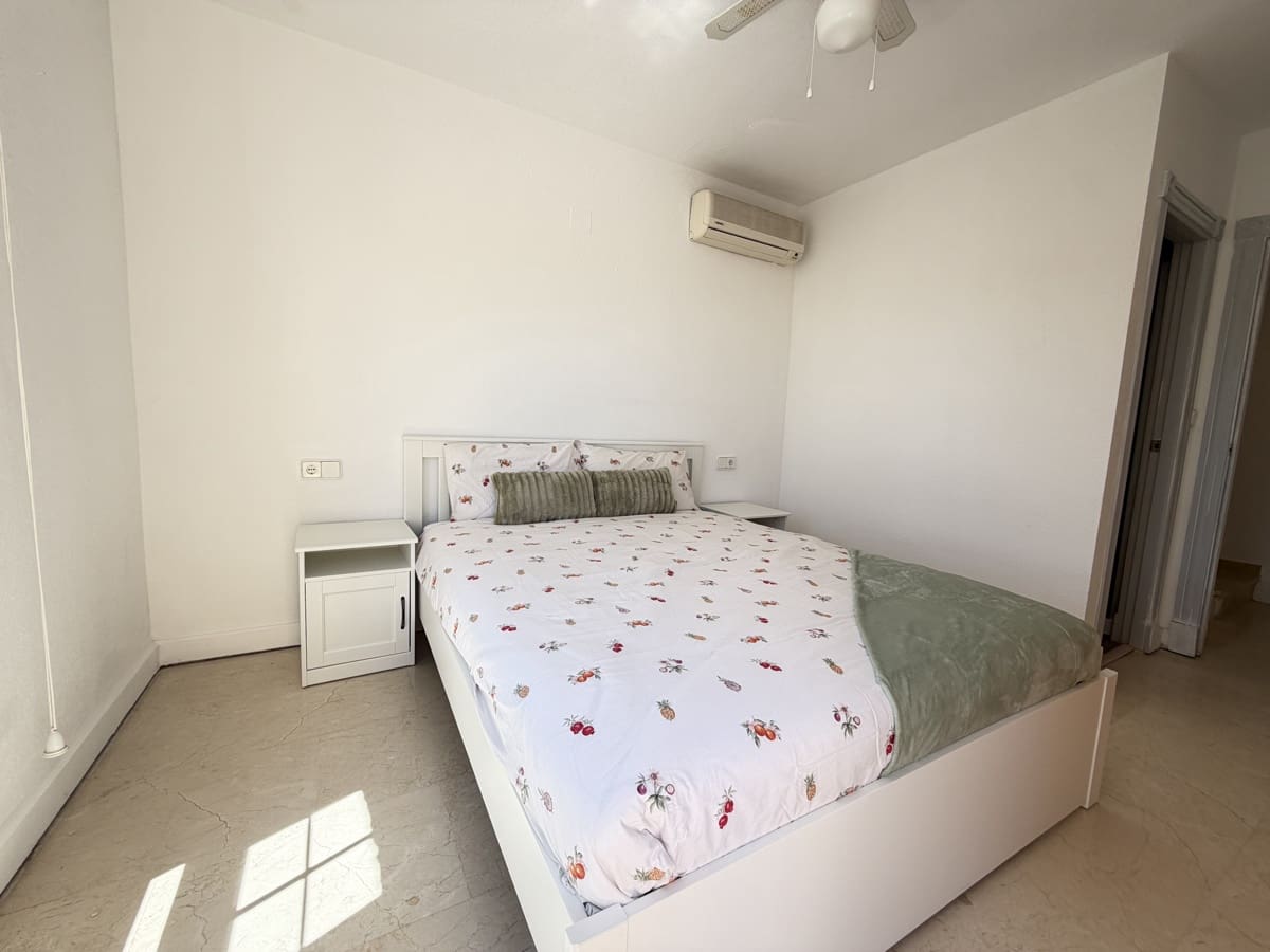 4 bedroom Villa for sale in Las Ramblas Golf with pool - € 349,995 (Ref: 9845058)