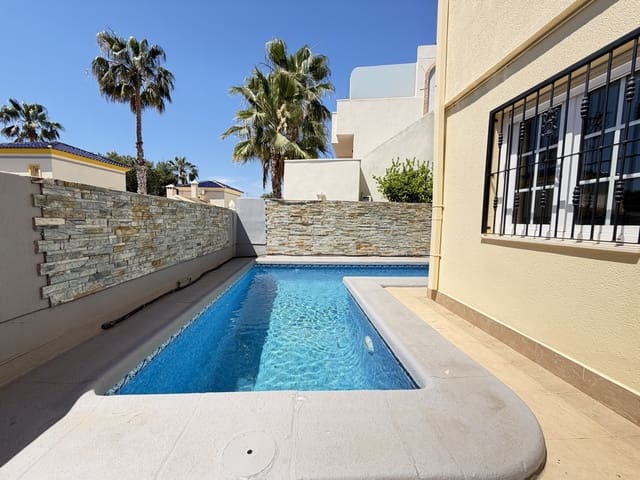 4 bedroom Villa for sale in Las Ramblas Golf, Orihuela with pool - € 349,995 (Ref: 9845058)