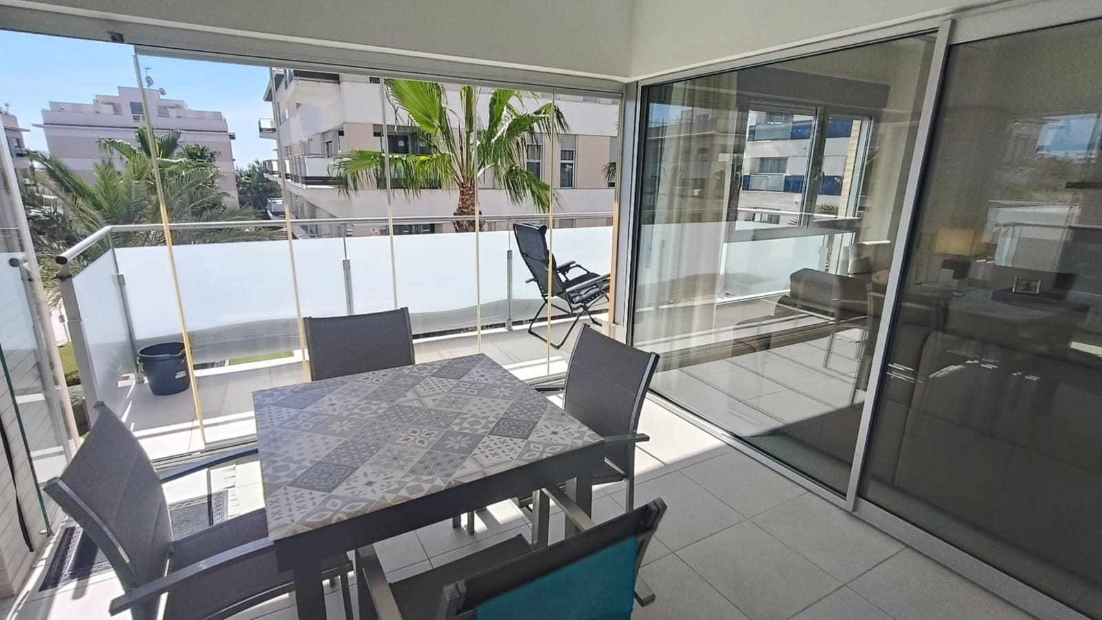 2 makuuhuone Huoneisto myytävänä paikassa Los Dolses mukana uima-altaan 
autotalli - 239 950 € (Ref: 9847925)