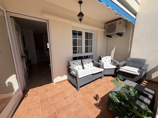 Casa de 2 habitaciones en Las Ramblas Golf, Orihuela en venta con piscina - 224.000 € (Ref: 9849053)
