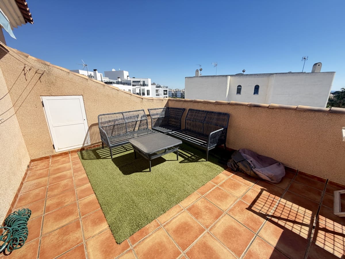 2 sovrum Lägenhet till salu i La Zenia med pool - 188 500 € (Ref: 9851622)