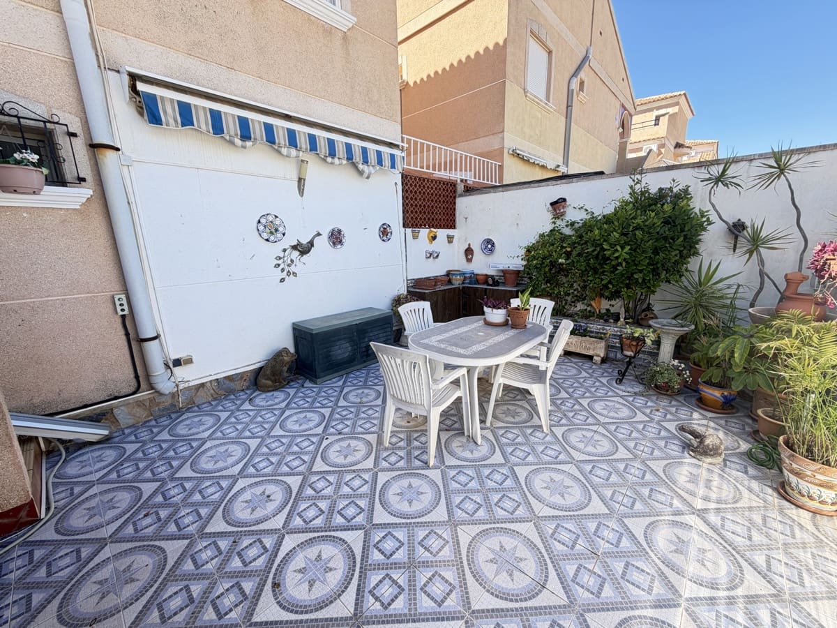 2 sovrum Lägenhet till salu i La Zenia med pool - 188 500 € (Ref: 9851622)