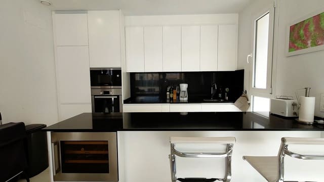 3 soveværelse Villa til salg i La Mata, Torrevieja med swimmingpool garage - € 695.000 (Ref: 9859141)