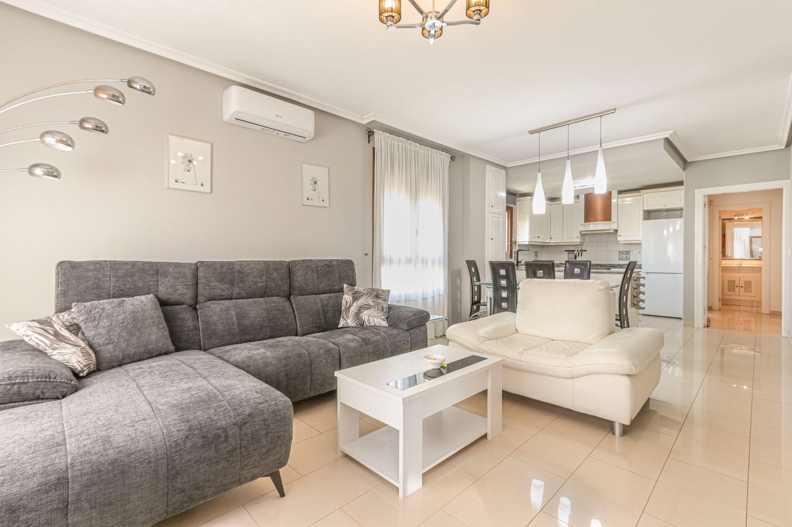 2 sovrum Lägenhet till salu i Villamartin med pool garage - 195 000 € (Ref: 9883713)