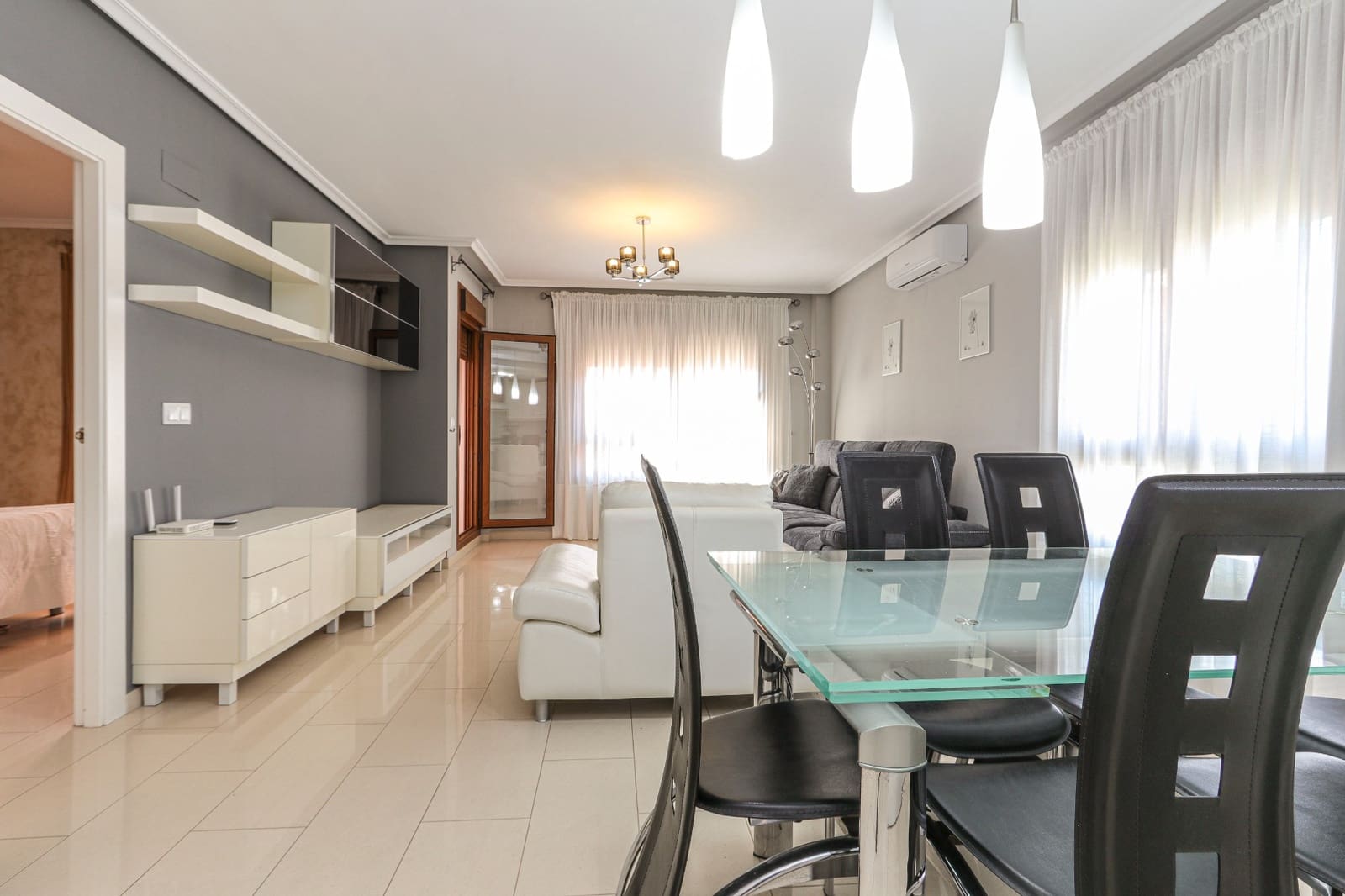2 sovrum Lägenhet till salu i Villamartin med pool garage - 195 000 € (Ref: 9883713)