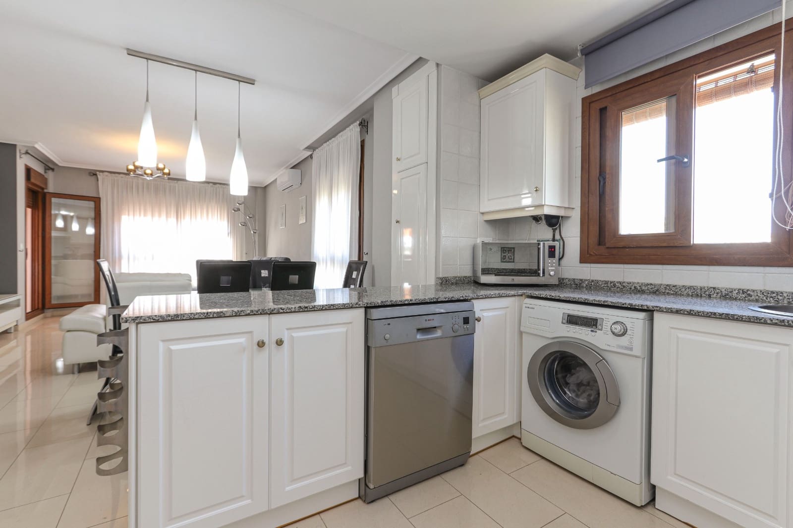 2 sovrum Lägenhet till salu i Villamartin med pool garage - 195 000 € (Ref: 9883713)