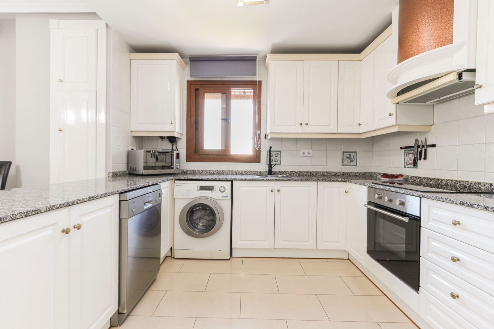 2 sovrum Lägenhet till salu i Villamartin med pool garage - 195 000 € (Ref: 9883713)