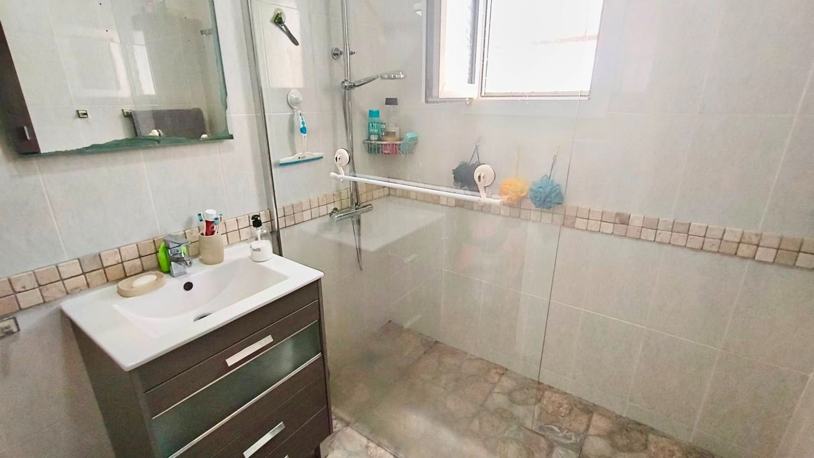 2 quarto Moradia Geminada para venda em Villamartin - 209 950 € (Ref: 9893009)