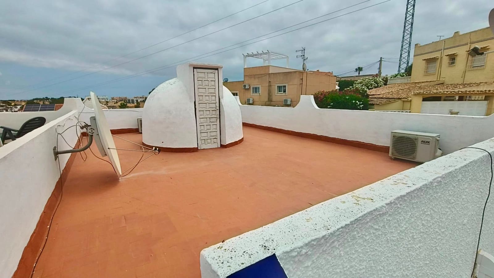 2 quarto Moradia Geminada para venda em Villamartin - 209 950 € (Ref: 9893009)