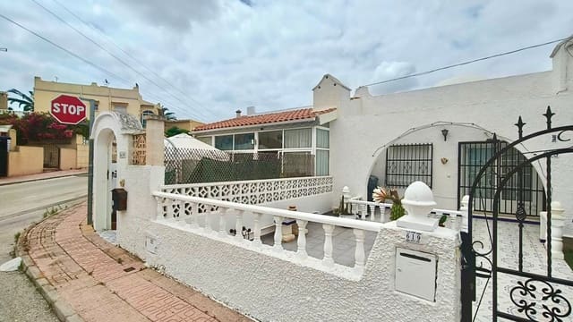 2 bedroom Semi-detached Villa for sale in Villamartin, Orihuela - € 209,950 (Ref: 9893009)