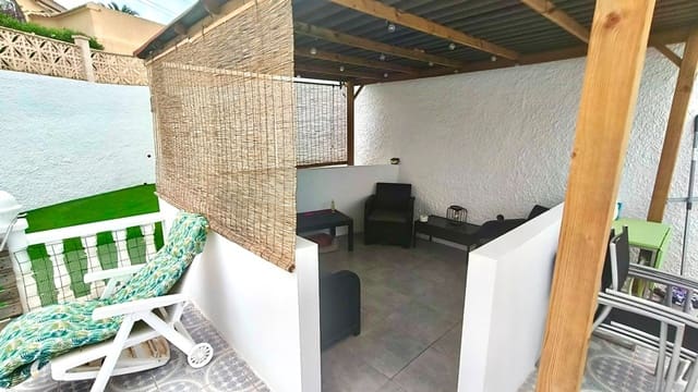 2 bedroom Semi-detached Villa for sale in Villamartin, Orihuela - € 209,950 (Ref: 9893009)