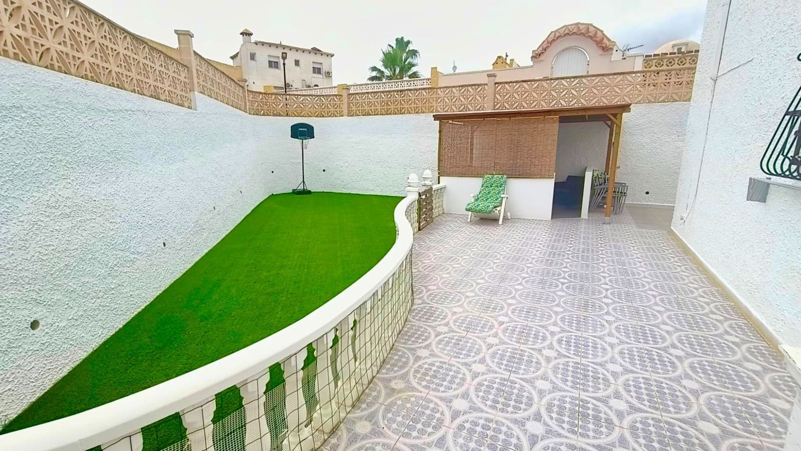 2 quarto Moradia Geminada para venda em Villamartin - 209 950 € (Ref: 9893009)