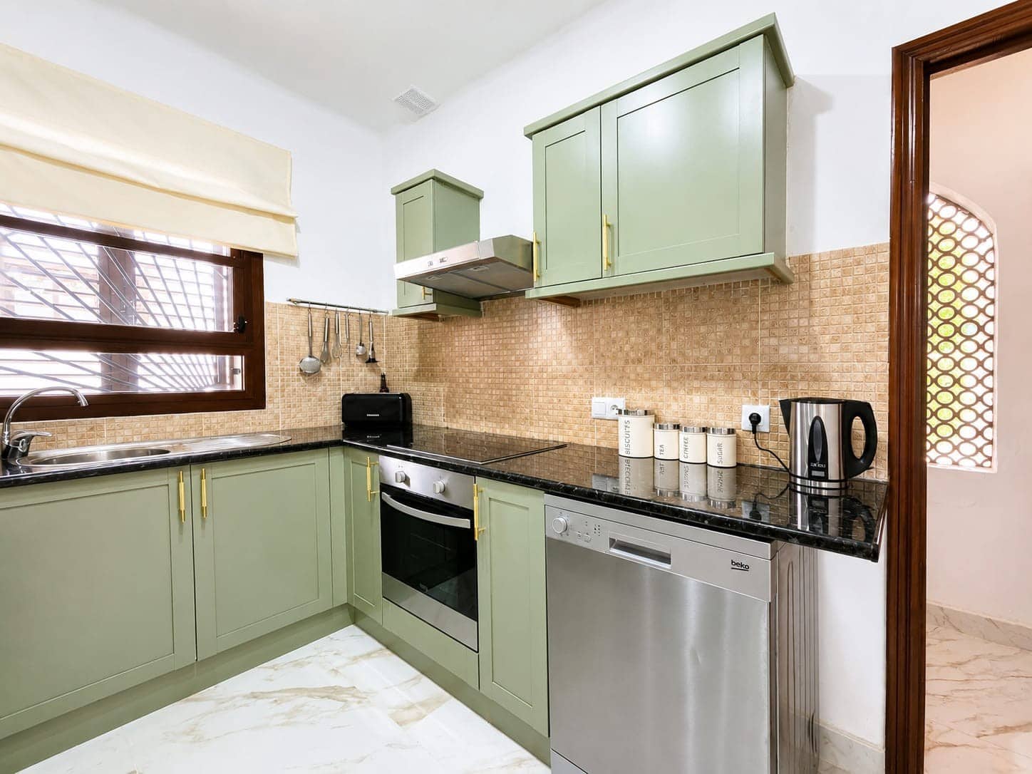 4 soverom Villa til salgs i Villamartin med svømmebasseng garasje - € 424 950 (Ref: 9893280)