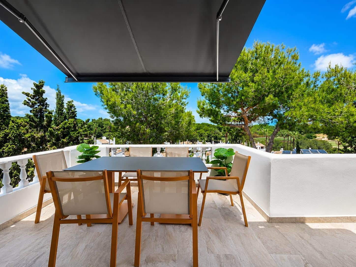 4 soverom Villa til salgs i Villamartin med svømmebasseng garasje - € 424 950 (Ref: 9893280)