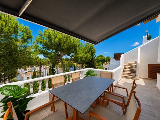 4 soverom Villa til salgs i Villamartin, Orihuela med svømmebasseng garasje - € 424 950 (Ref: 9893280)