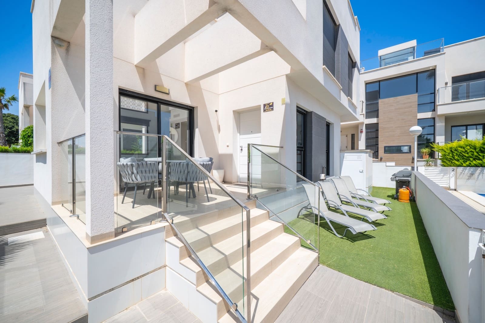 3 sovrum Villa till salu i Ciudad Quesada med pool garage - 399 000 € (Ref: 9893749)