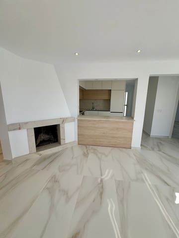 4 Zimmer Villa zu verkaufen in Los Balcones mit Pool - 665.000 € (Ref: 9938764)