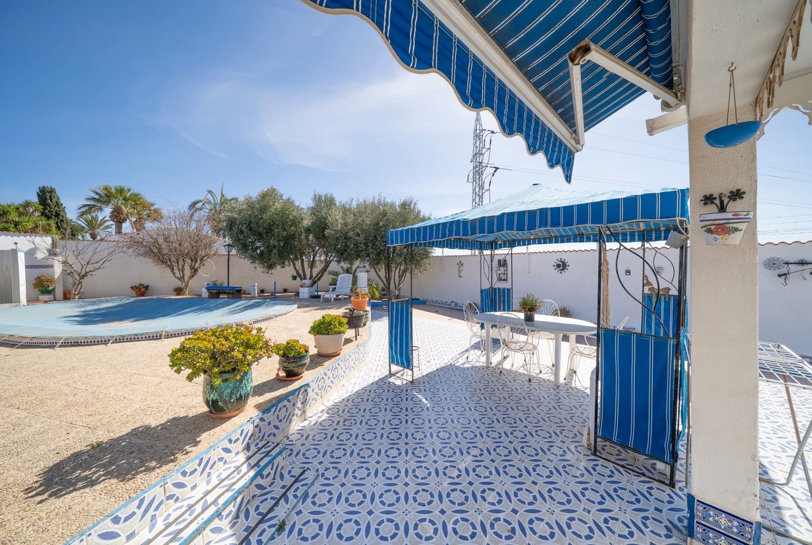 4 Zimmer Villa zu verkaufen in Ciudad Quesada mit Pool Garage - 389.000 € (Ref: 9939383)