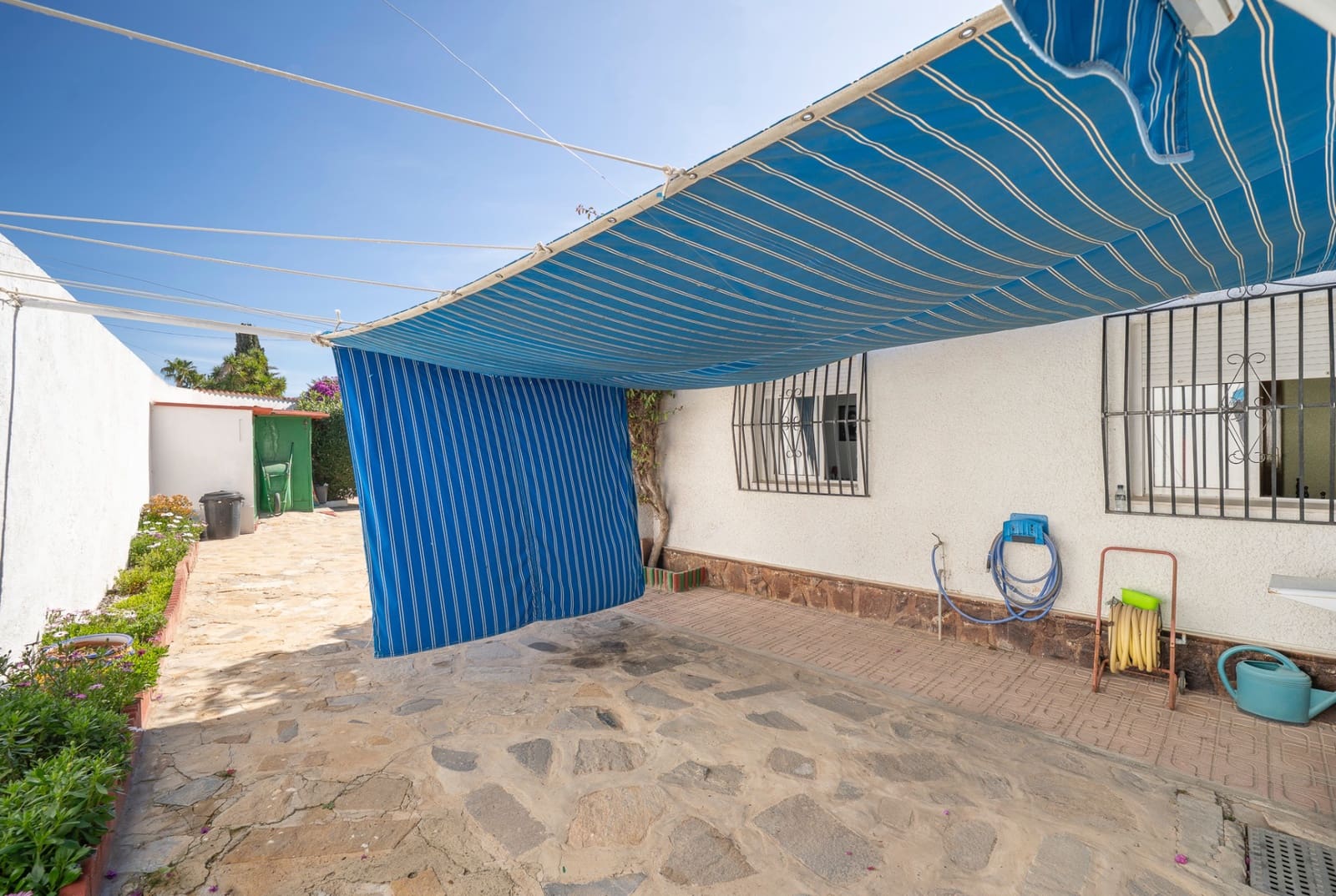 4 Zimmer Villa zu verkaufen in Ciudad Quesada mit Pool Garage - 389.000 € (Ref: 9939383)