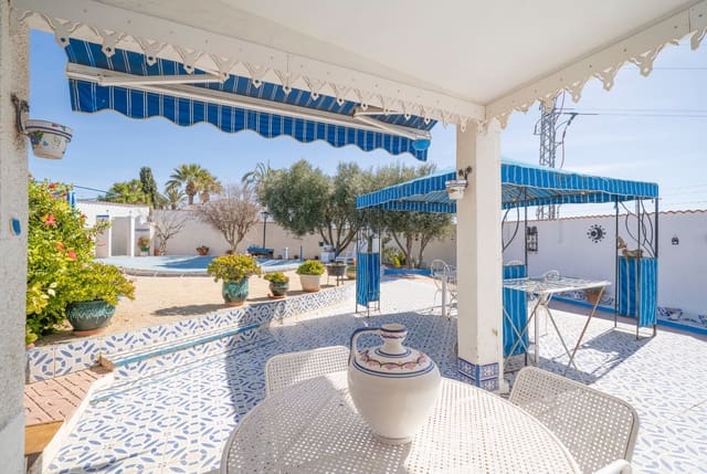 4 Zimmer Villa zu verkaufen in Ciudad Quesada, Rojales mit Pool Garage - 389.000 € (Ref: 9939383)