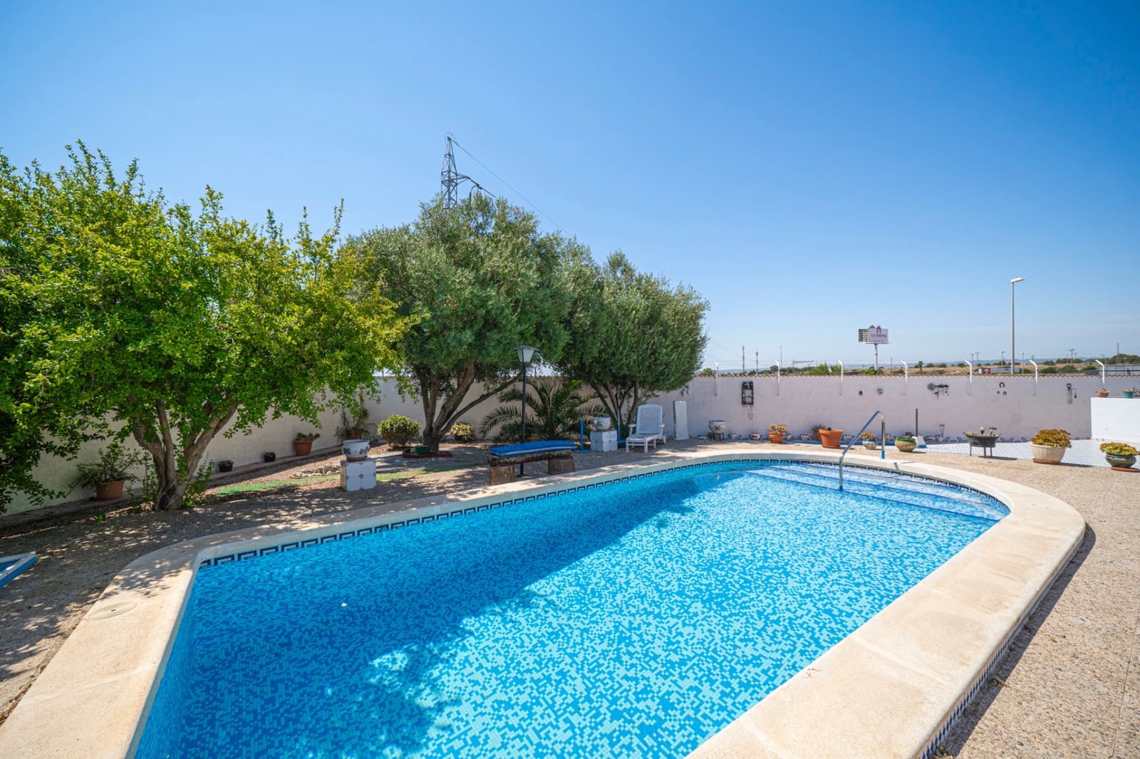 4 Zimmer Villa zu verkaufen in Ciudad Quesada mit Pool Garage - 389.000 € (Ref: 9939383)