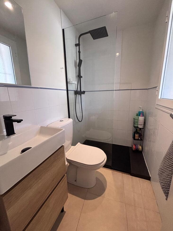 2 soveværelse Lejlighed til salg i Villamartin med swimmingpool garage - € 175.000 (Ref: 9941949)