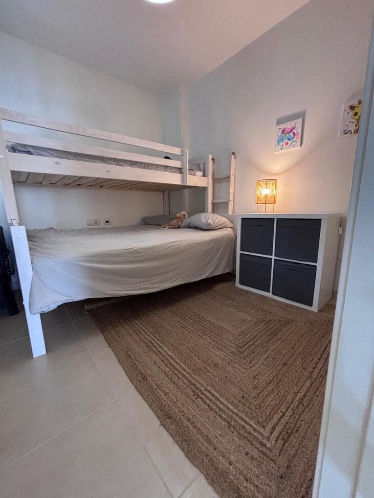 2 soveværelse Lejlighed til salg i Villamartin med swimmingpool garage - € 175.000 (Ref: 9941949)