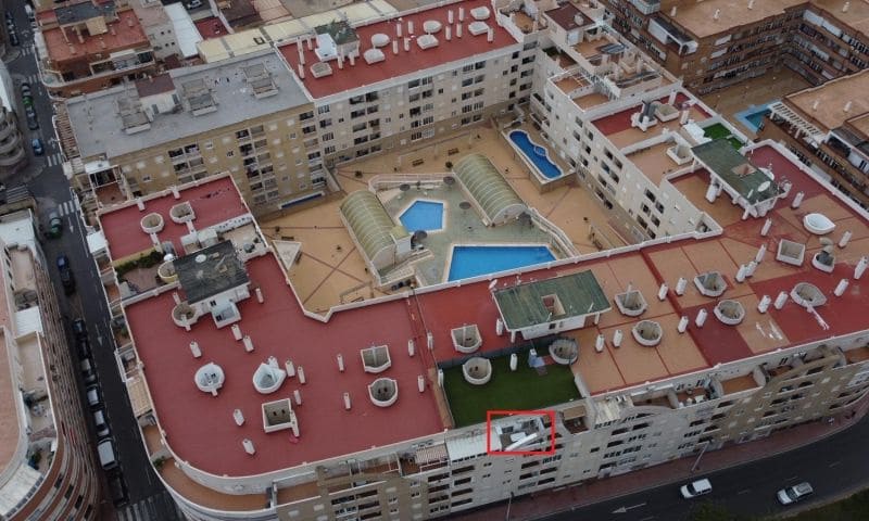Apartamento de 2 habitaciones en Torrevieja en venta con piscina - 159.995 € (Ref: 9941950)