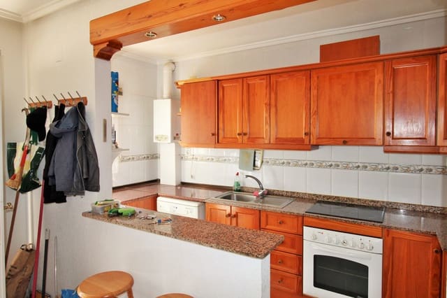 3 soverom Hus til salgs i Villamartin, Orihuela med svømmebasseng garasje - € 249 990 (Ref: 9944235)