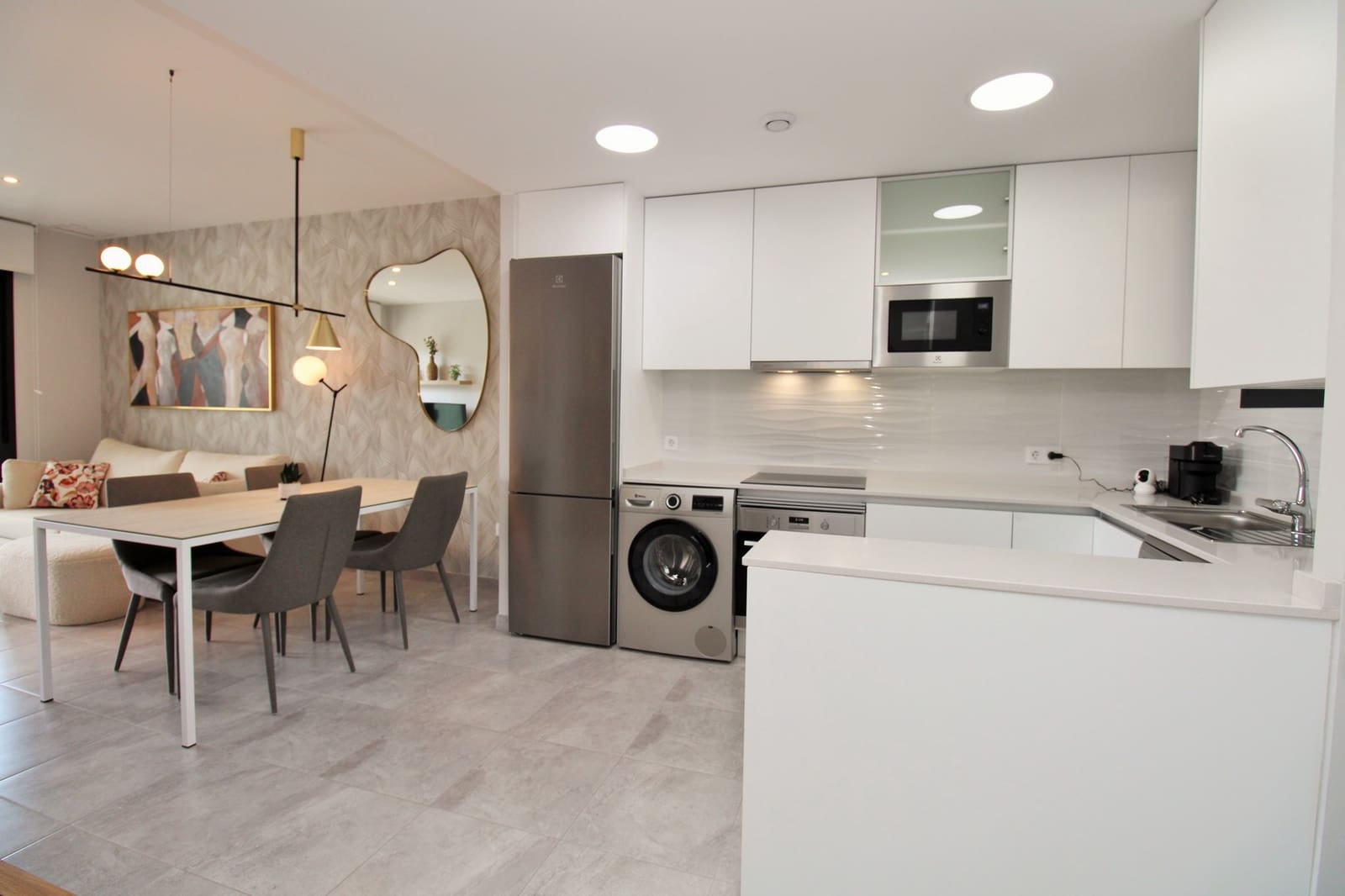 2 soveværelse Lejlighed til salg i Villamartin med swimmingpool garage - € 229.000 (Ref: 9944237)