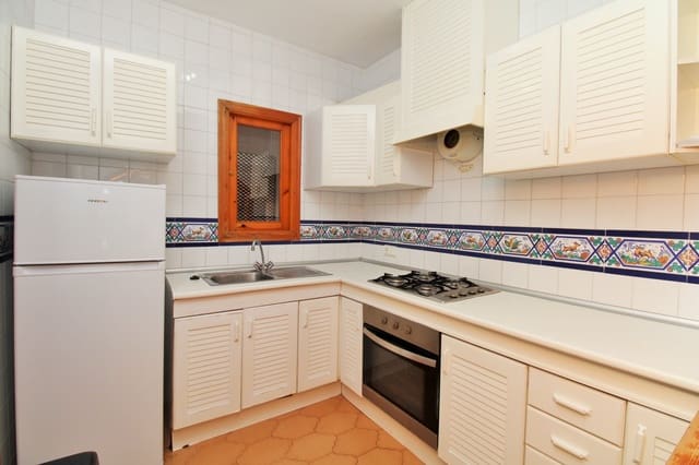 2 soveværelse Lejlighed til salg i Villamartin, Orihuela med swimmingpool - € 164.900 (Ref: 9944248)