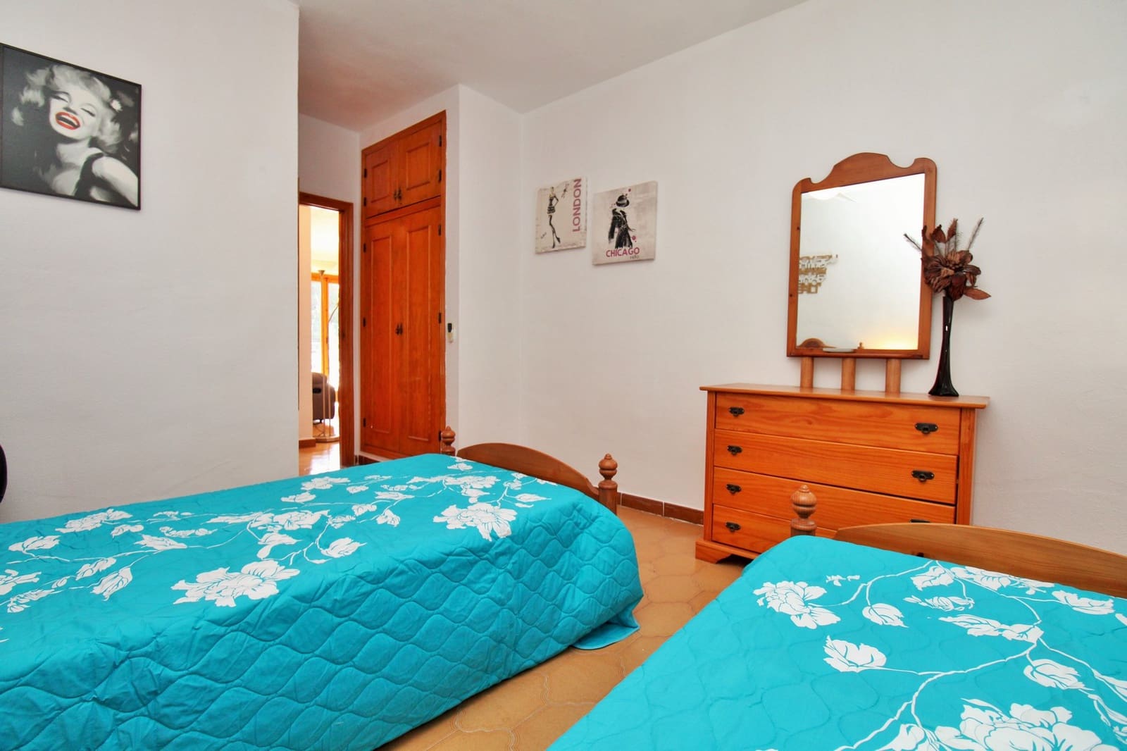 2 soveværelse Lejlighed til salg i Villamartin med swimmingpool - € 164.900 (Ref: 9944248)