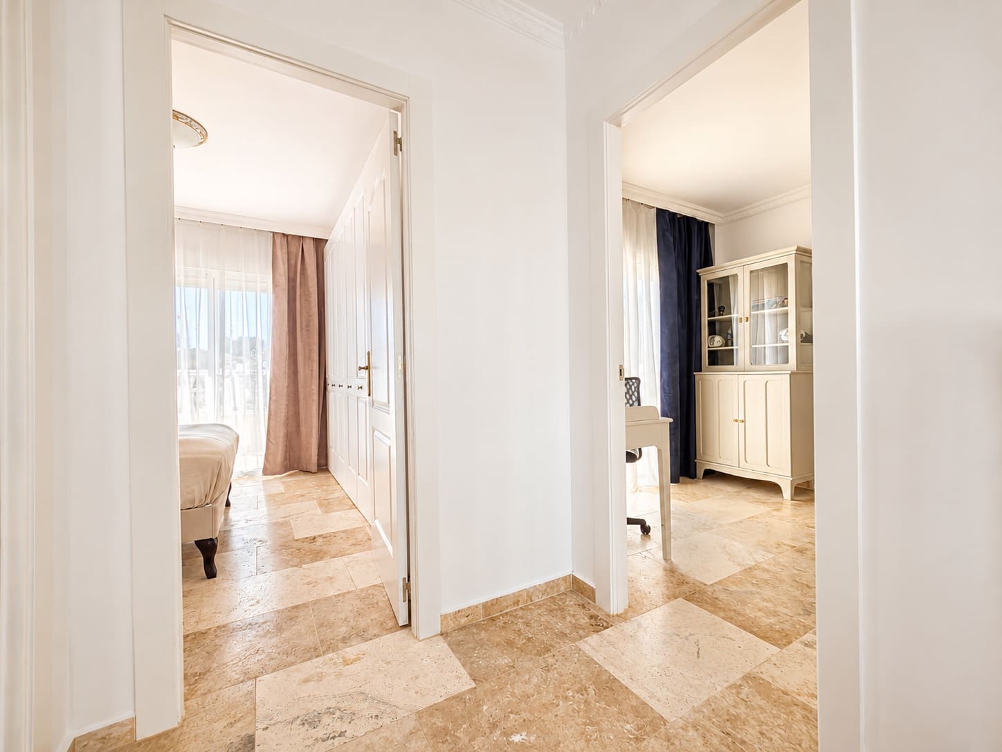 3 soveværelse Villa til salg i Villamartin med swimmingpool garage - € 250.000 (Ref: 9948061)