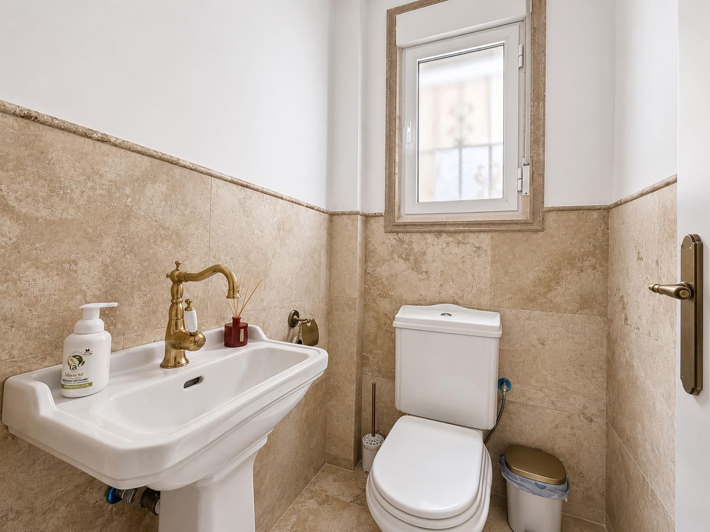 3 soveværelse Villa til salg i Villamartin med swimmingpool garage - € 250.000 (Ref: 9948061)