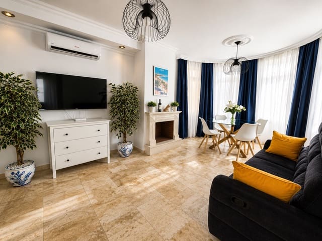 3 soveværelse Villa til salg i Villamartin, Orihuela med swimmingpool garage - € 250.000 (Ref: 9948061)