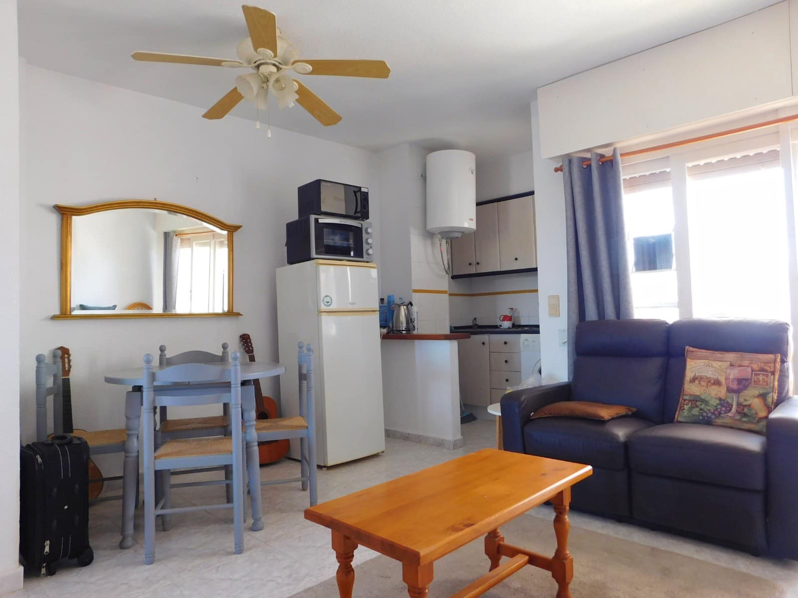 Apartamento de 1 habitación en Villamartin en venta con piscina - 95.000 € (Ref: 9959227)