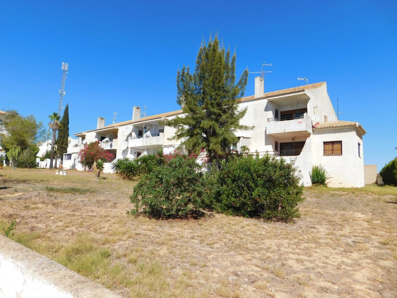 Apartamento de 1 habitación en Villamartin en venta con piscina - 95.000 € (Ref: 9959227)