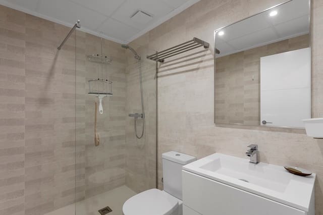 2 soverom Leilighet til salgs i Vistabella, Orihuela med svømmebasseng - € 260 000 (Ref: 9959230)