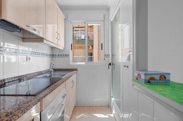 2 soveværelse Lejlighed til salg i Los Europeos, Torrevieja med swimmingpool - € 165.000 (Ref: 9959236)