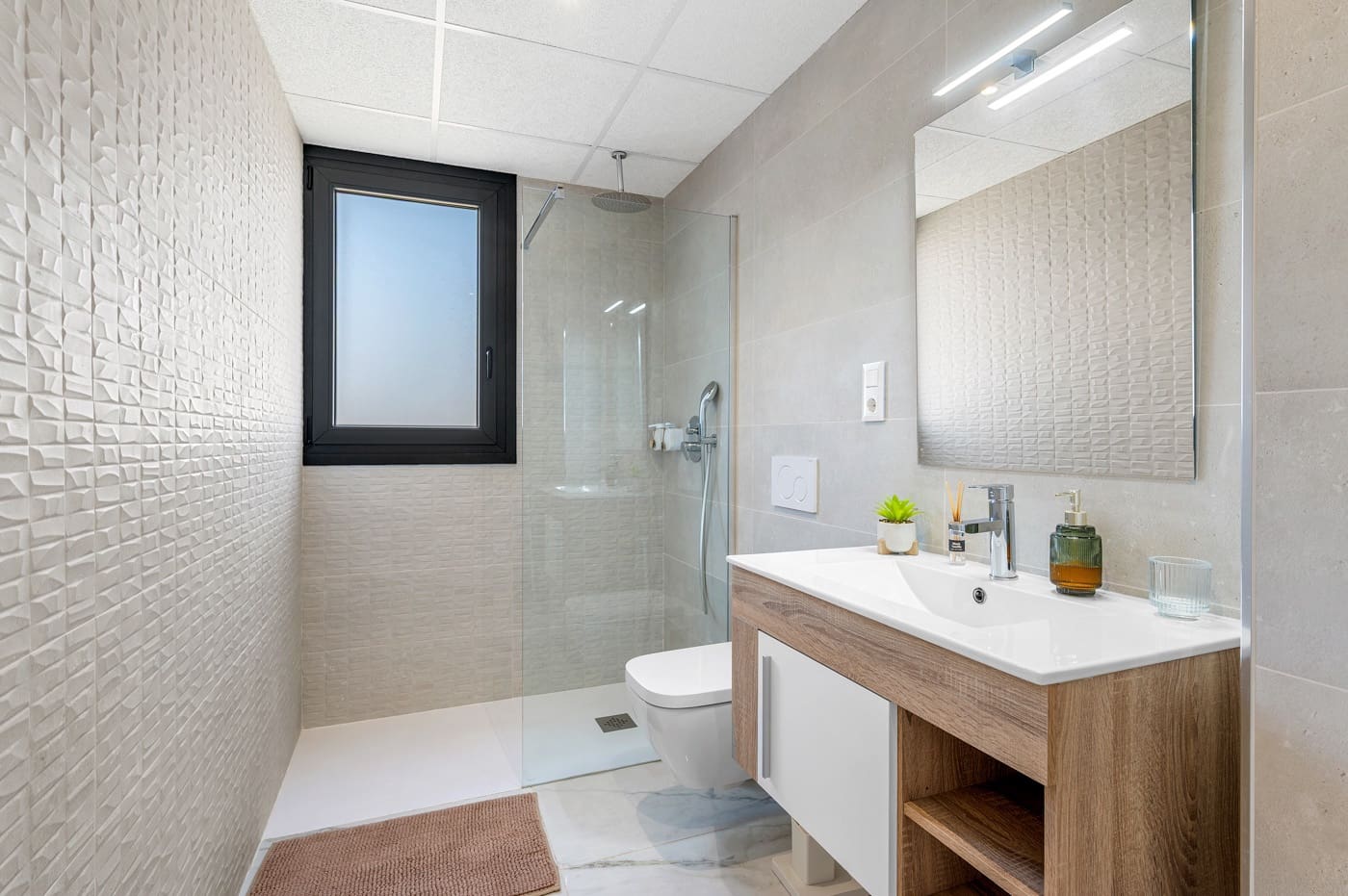 2 sypialnia Apartament na sprzedaż w Playa Flamenca z basenem garażem - 315 000 € (Ref: 9962061)