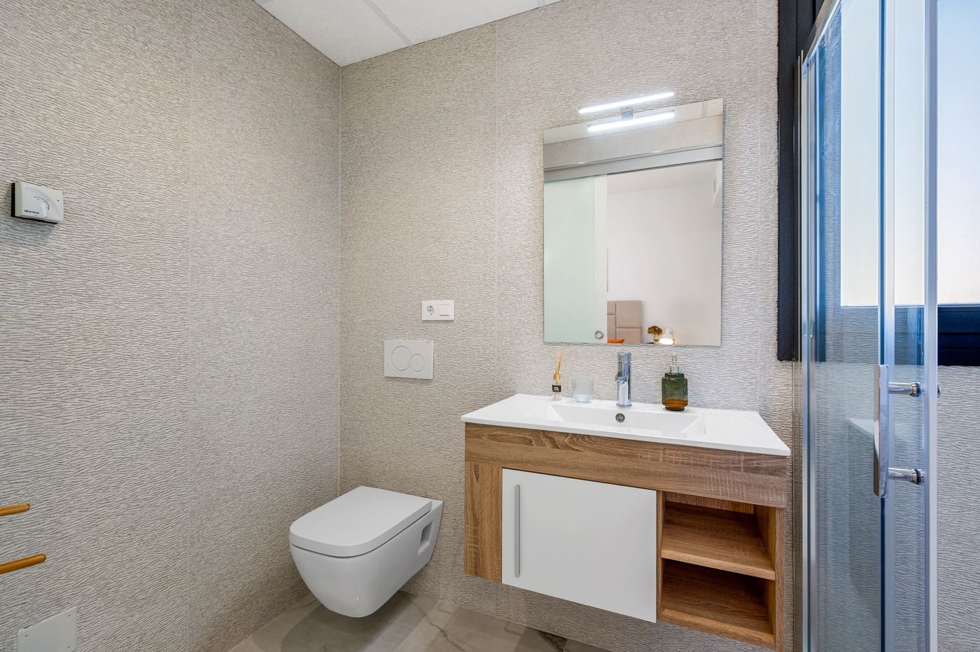 2 sypialnia Apartament na sprzedaż w Playa Flamenca z basenem garażem - 315 000 € (Ref: 9962061)