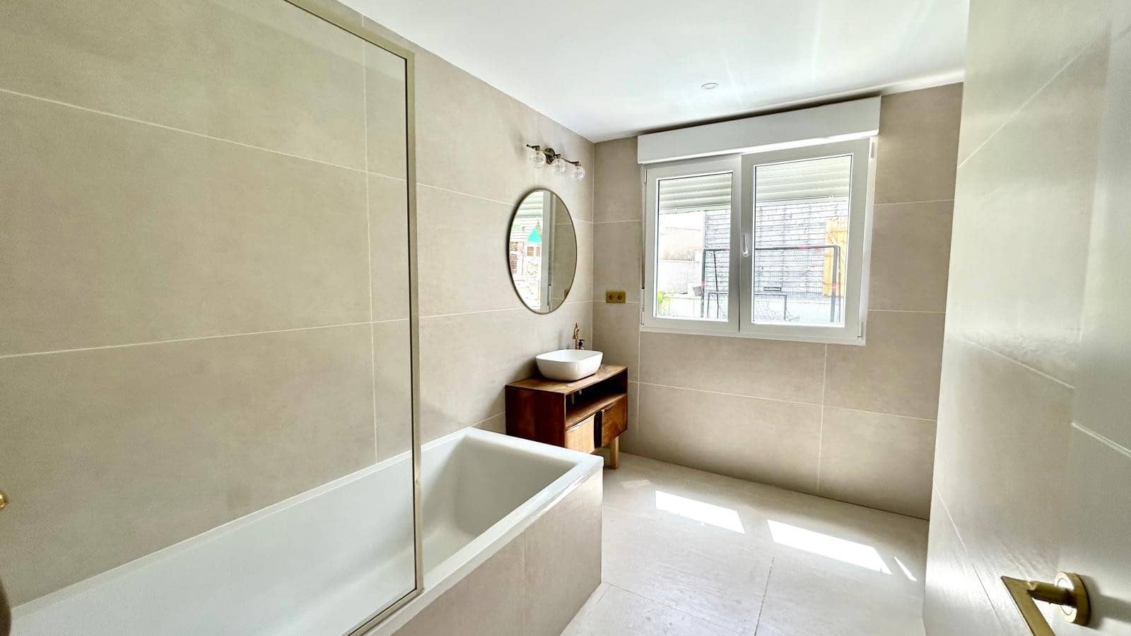 6 chambre Villa/Maison à vendre à Villamartin avec piscine garage - 695 000 € (Ref: 9964369)