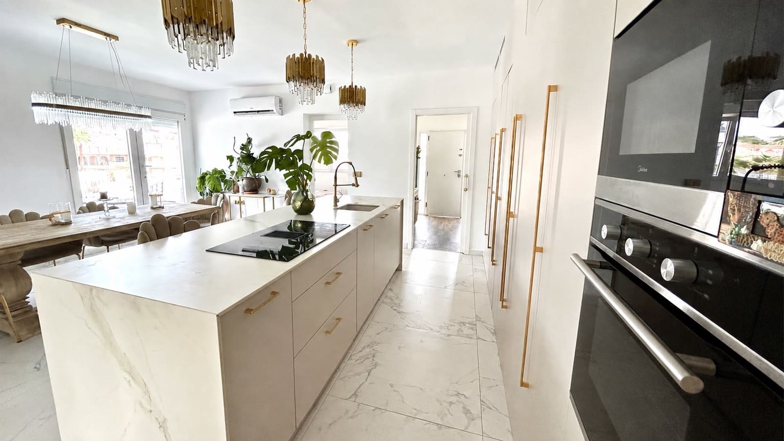 6 chambre Villa/Maison à vendre à Villamartin avec piscine garage - 695 000 € (Ref: 9964369)