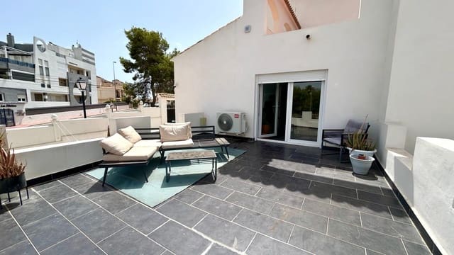 6 chambre Villa/Maison à vendre à Villamartin, Orihuela avec piscine garage - 695 000 € (Ref: 9964369)