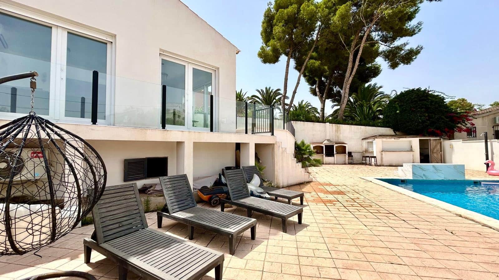 6 chambre Villa/Maison à vendre à Villamartin avec piscine garage - 695 000 € (Ref: 9964369)