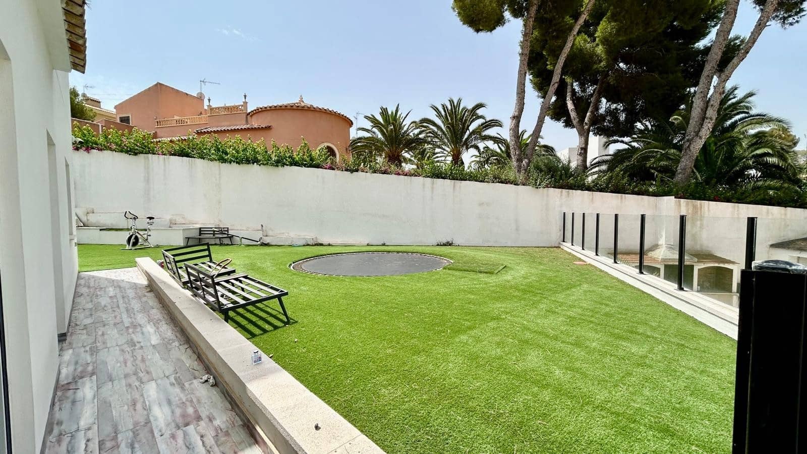 6 chambre Villa/Maison à vendre à Villamartin avec piscine garage - 695 000 € (Ref: 9964369)