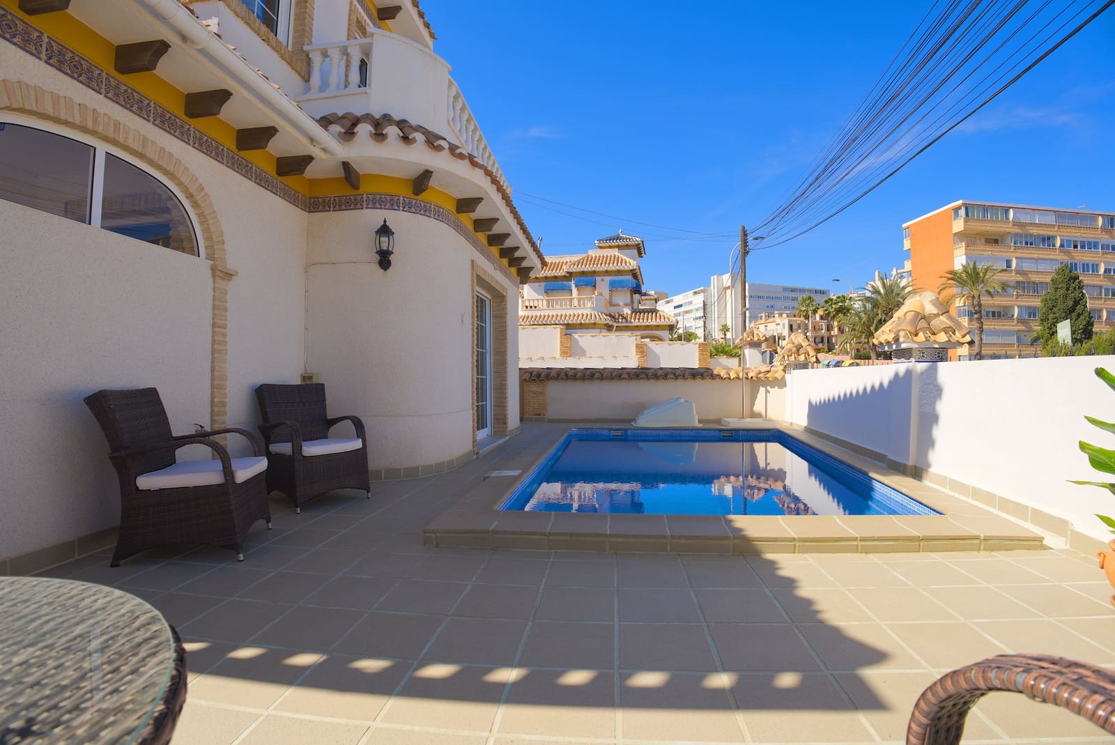 3 Zimmer Villa zu verkaufen in Torrevieja mit Pool Garage - 415.000 € (Ref: 9966159)