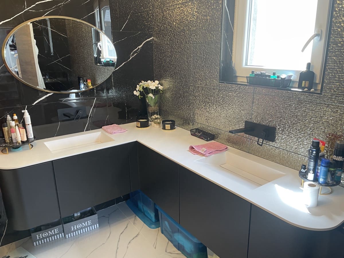 4 Zimmer Villa zu verkaufen in Los Balcones mit Pool Garage - 650.000 € (Ref: 9986435)