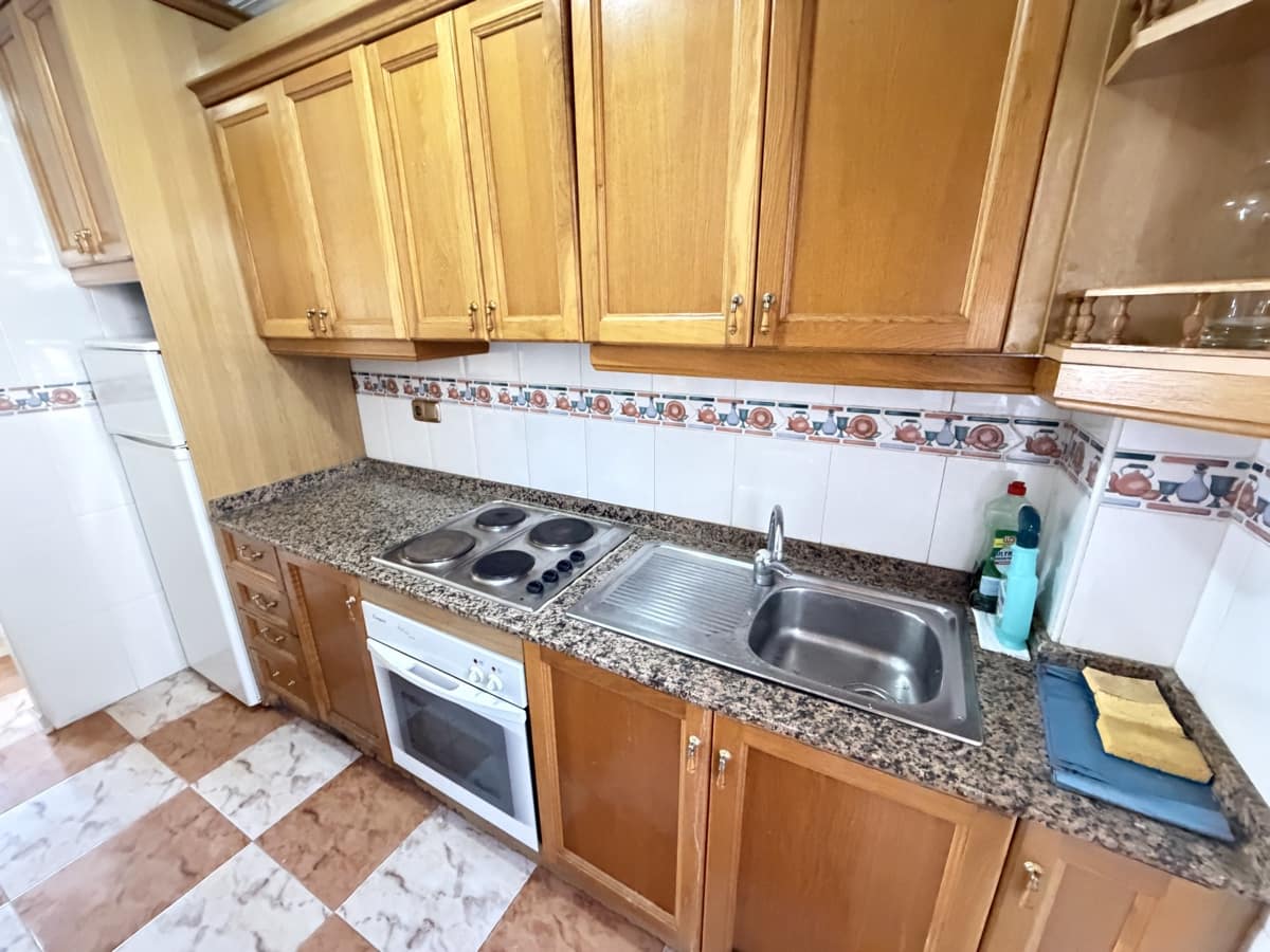 2 soverom Leilighet til salgs i Villamartin med svømmebasseng - € 149 995 (Ref: 9990228)